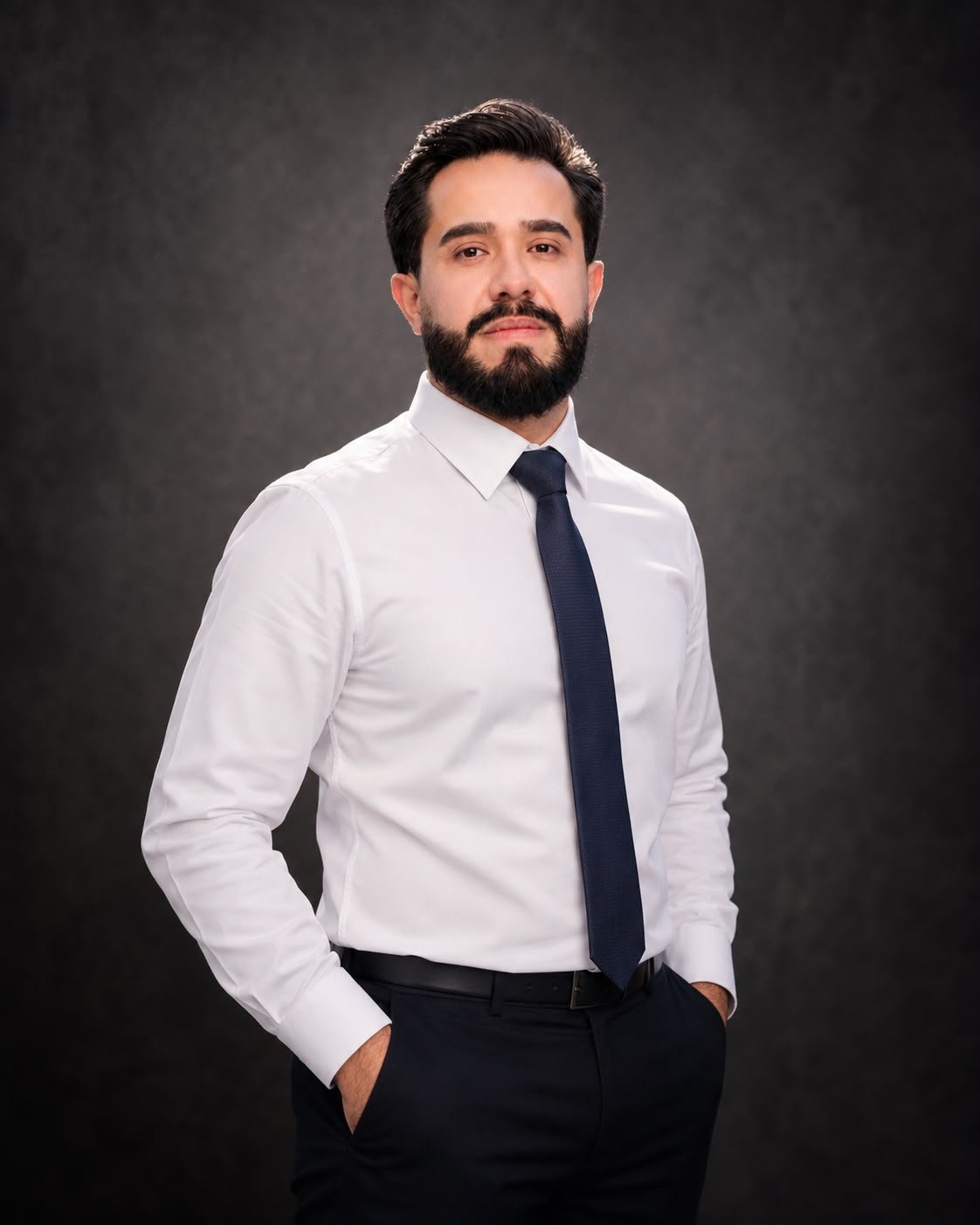 Dr. Luis Gualdezi — especialista em enfermagem estética em Curitiba